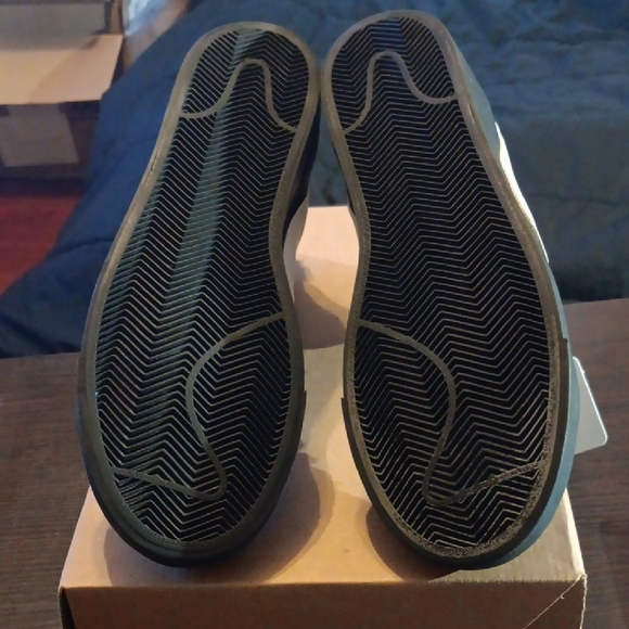 Off-White Nike Blazer Mid Grim Reaper Mens 9.5 Womens 11 OG ALL EUC - Picture 7 of 8